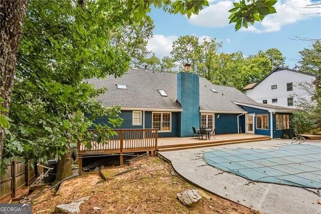 145 Old College Way, Sandy Springs, GA 30328