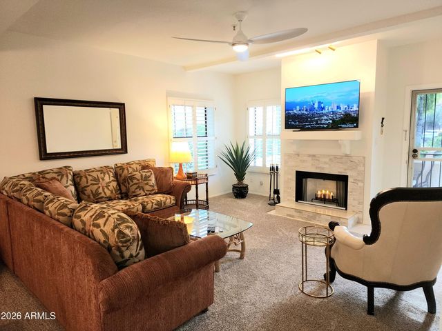 8300 E VIA DE VENTURA -- 1041, Scottsdale, AZ 85258