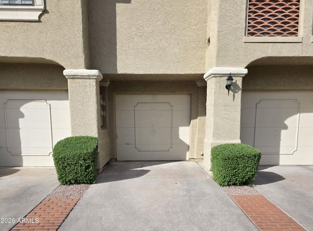 8300 E VIA DE VENTURA -- 1041, Scottsdale, AZ 85258