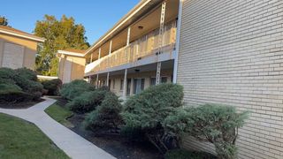 1039 N Northwest Highway A5, Park Ridge, IL 60068
