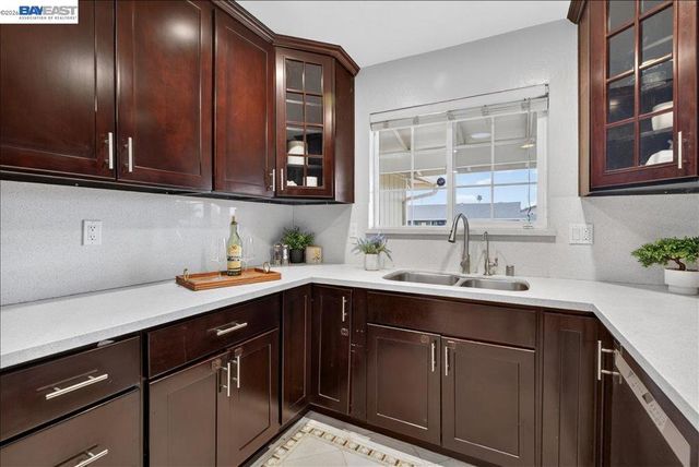 6168 Inglewood Dr, Pleasanton, CA 94588