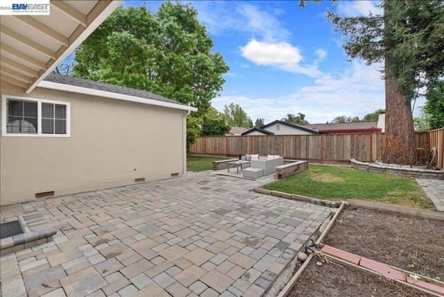 6168 Inglewood Dr, Pleasanton, CA 94588