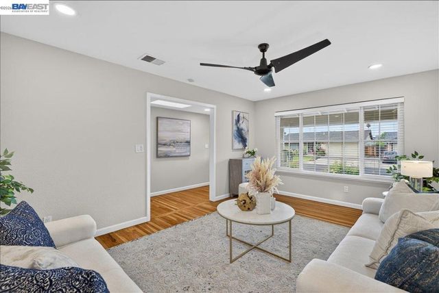 6168 Inglewood Dr, Pleasanton, CA 94588