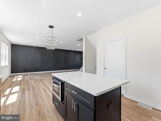19 WALLACE AVE, Sewell, NJ 08080