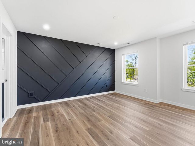 19 WALLACE AVE, Sewell, NJ 08080