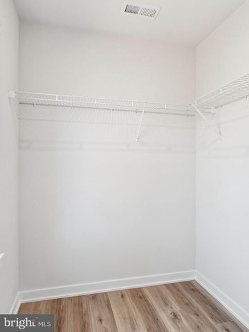 19 WALLACE AVE, Sewell, NJ 08080