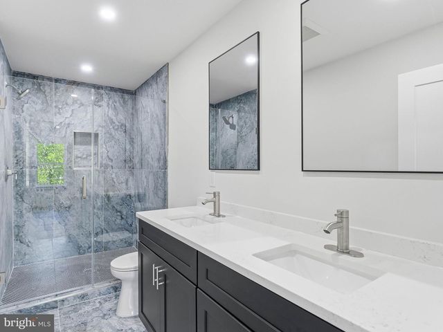 19 WALLACE AVE, Sewell, NJ 08080