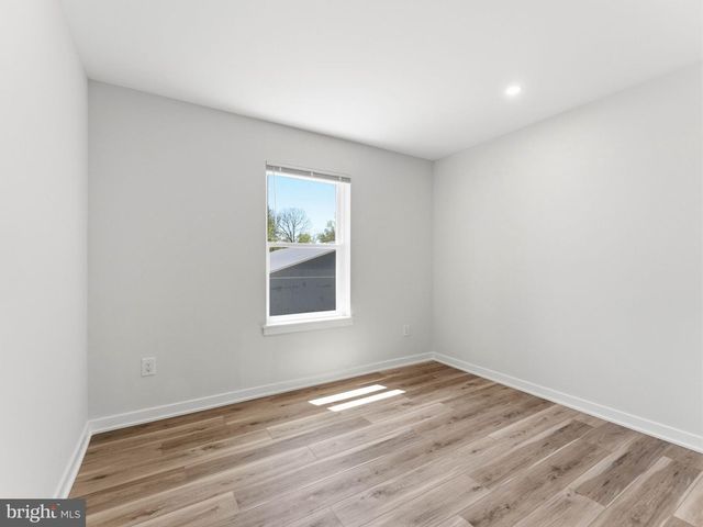 19 WALLACE AVE, Sewell, NJ 08080