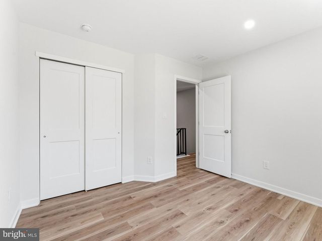 19 WALLACE AVE, Sewell, NJ 08080
