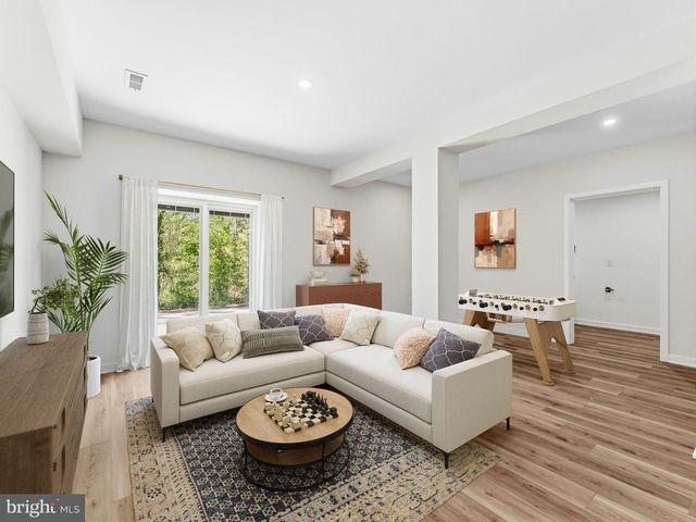19 WALLACE AVE, Sewell, NJ 08080