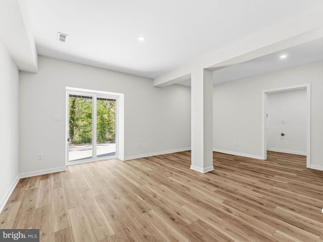 19 WALLACE AVE, Sewell, NJ 08080