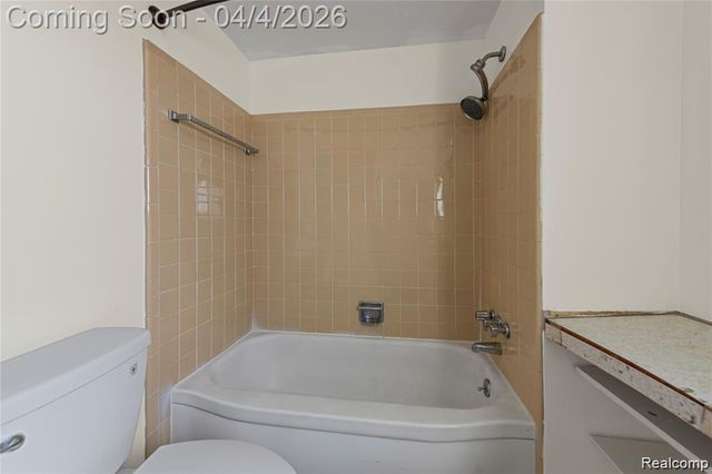 11447 Edwin Drive, Warren, MI 48093