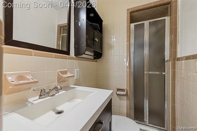 11447 Edwin Drive, Warren, MI 48093