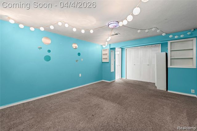 11447 Edwin Drive, Warren, MI 48093