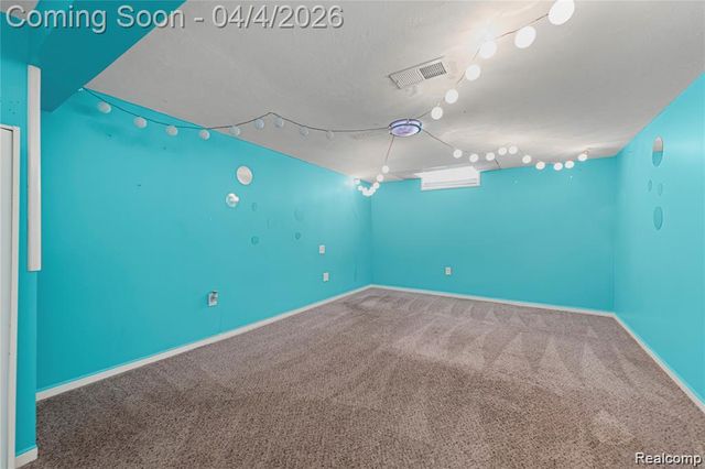 11447 Edwin Drive, Warren, MI 48093