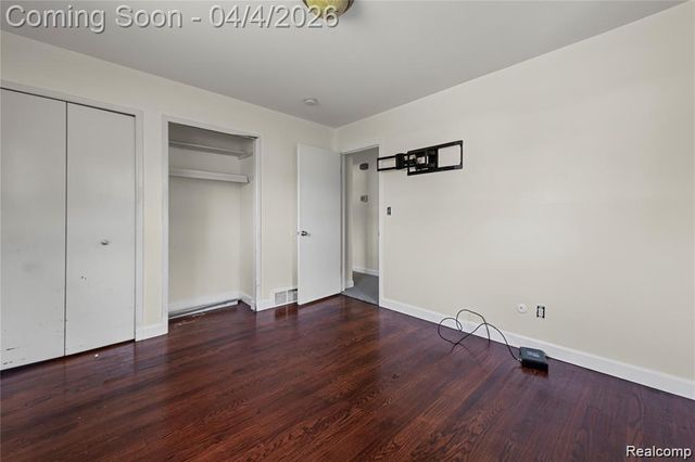 11447 Edwin Drive, Warren, MI 48093