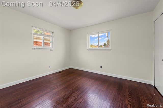 11447 Edwin Drive, Warren, MI 48093