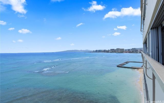 2895 Kalakaua Avenue 1202, Honolulu, HI 96815