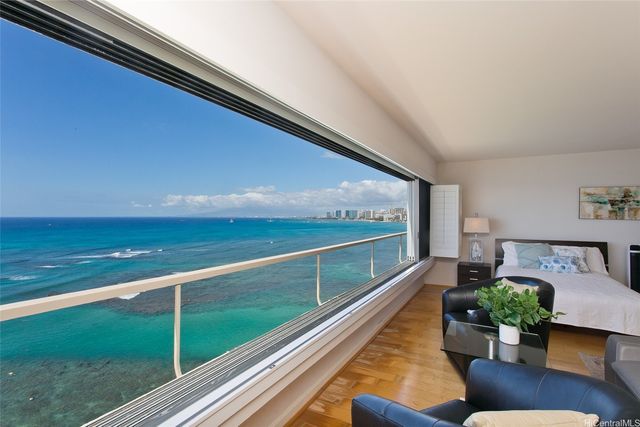 2895 Kalakaua Avenue 1202, Honolulu, HI 96815