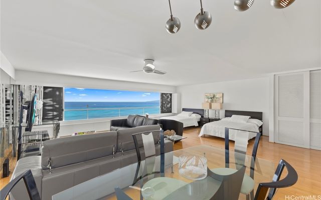 2895 Kalakaua Avenue 1202, Honolulu, HI 96815