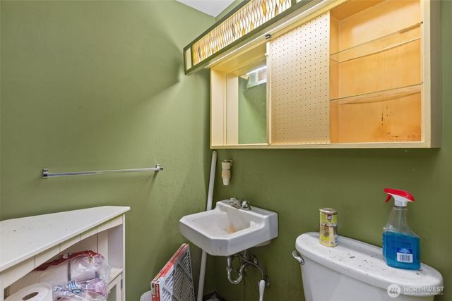 1212 146th Avenue SE, Bellevue, WA 98007