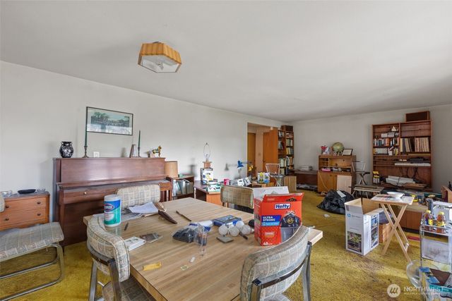 1212 146th Avenue SE, Bellevue, WA 98007