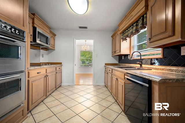 130 Thomas Drive, Saraland, AL 36571