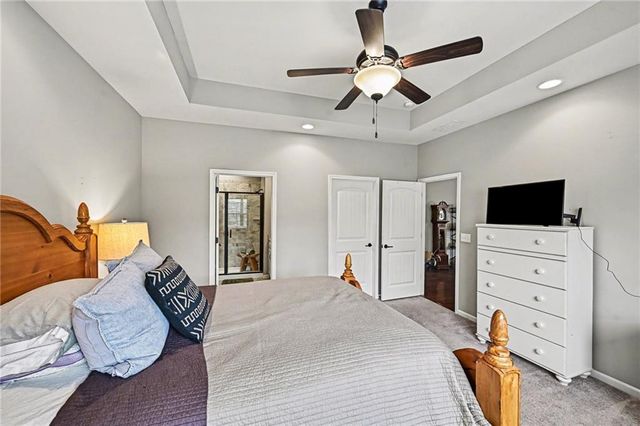 205 Ashmont Drive, Smithville, MO 64089