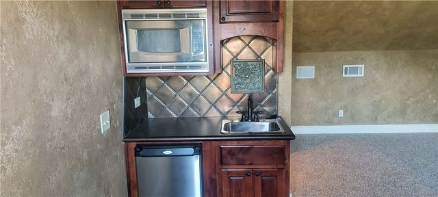 6104 Laurel Hill Lane, Rogers, AR 72758