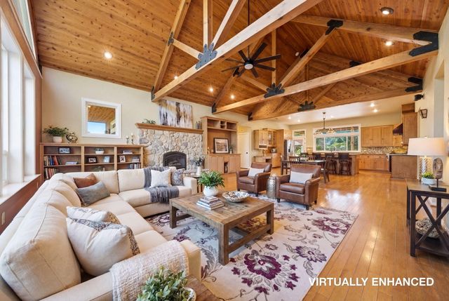 15725 Horseless Carriage Drive, Redding, CA 96001