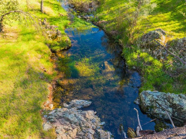 15725 Horseless Carriage Drive, Redding, CA 96001