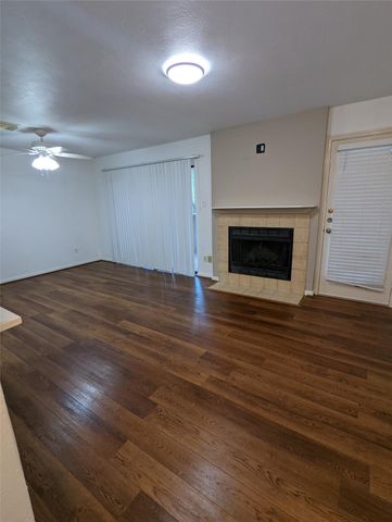 3500 Tangle Brush Drive 117, Spring, TX 77381