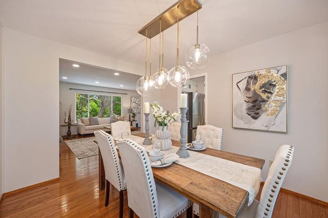 832 Piccadilly Cir, Sacramento, CA 95864
