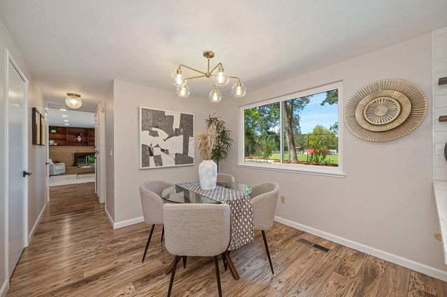 832 Piccadilly Cir, Sacramento, CA 95864
