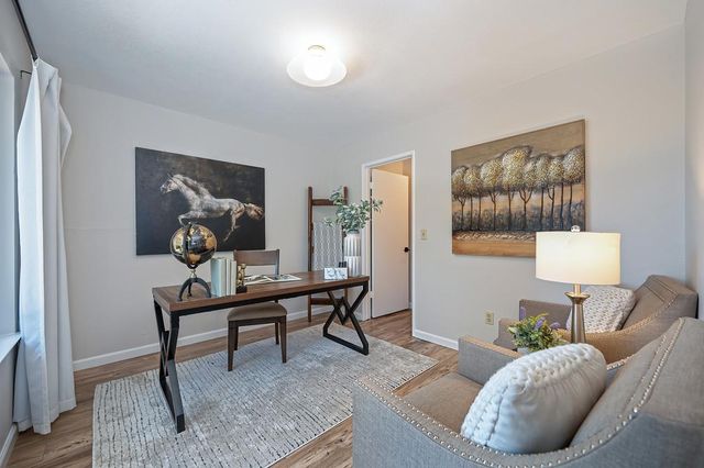 832 Piccadilly Cir, Sacramento, CA 95864
