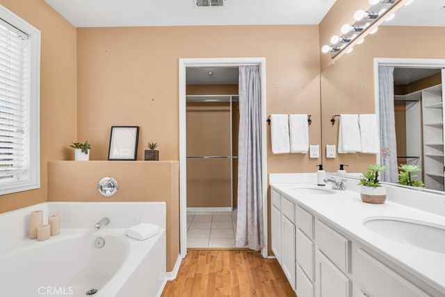 13232 Mira Mar Drive, Sylmar, CA 91342