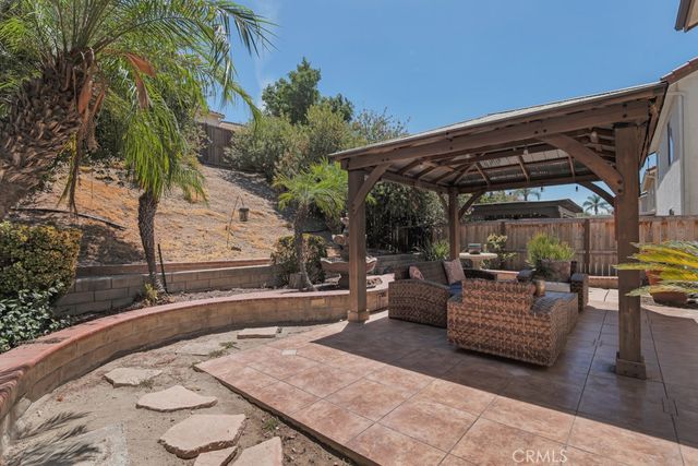 13232 Mira Mar Drive, Sylmar, CA 91342