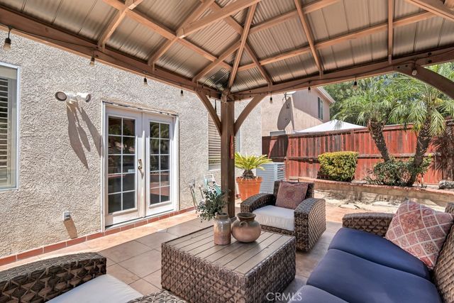 13232 Mira Mar Drive, Sylmar, CA 91342