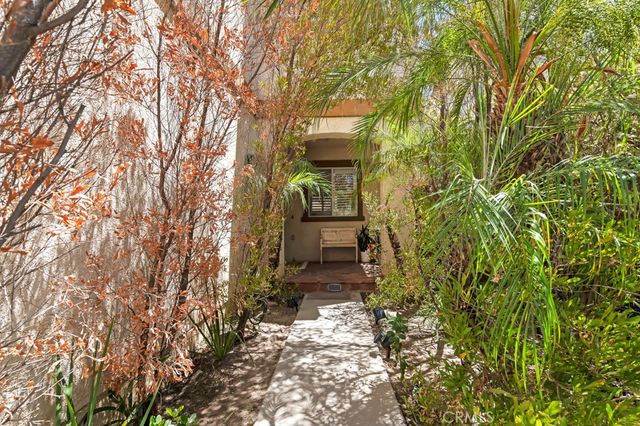 13232 Mira Mar Drive, Sylmar, CA 91342