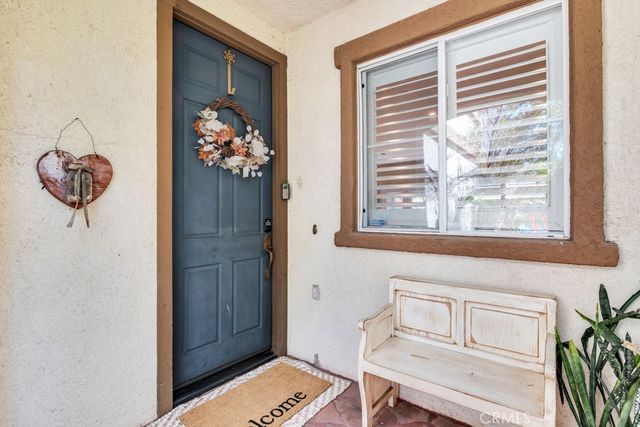 13232 Mira Mar Drive, Sylmar, CA 91342