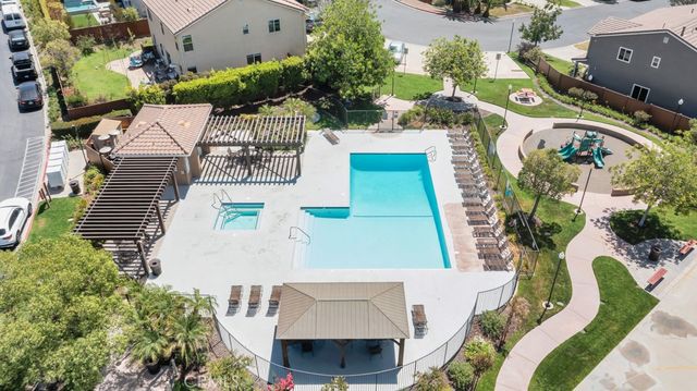 13232 Mira Mar Drive, Sylmar, CA 91342