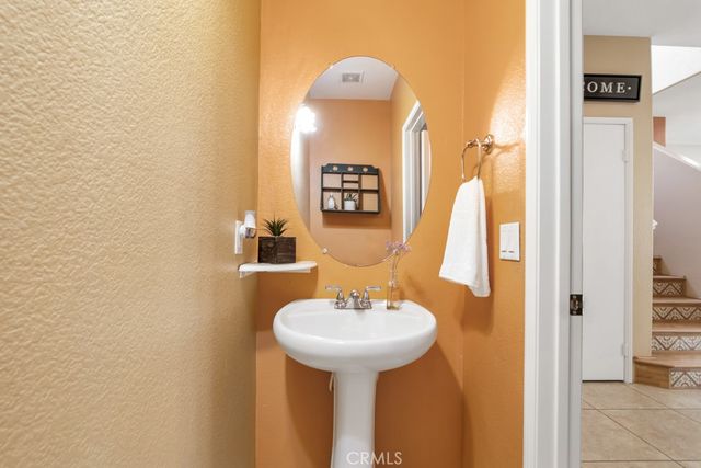 13232 Mira Mar Drive, Sylmar, CA 91342