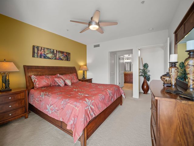 28 Hauwahine Ln Apt 203, Kihei, HI 96753