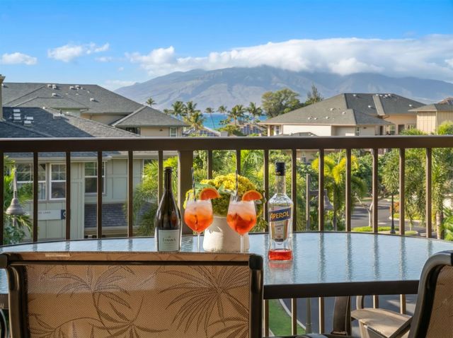 28 Hauwahine Ln Apt 203, Kihei, HI 96753