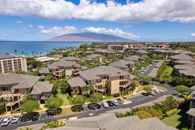 28 Hauwahine Ln Apt 203, Kihei, HI 96753