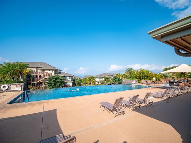 28 Hauwahine Ln Apt 203, Kihei, HI 96753