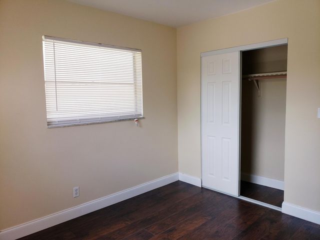 190 NE 40th Street 192, Oakland Park, FL 33334