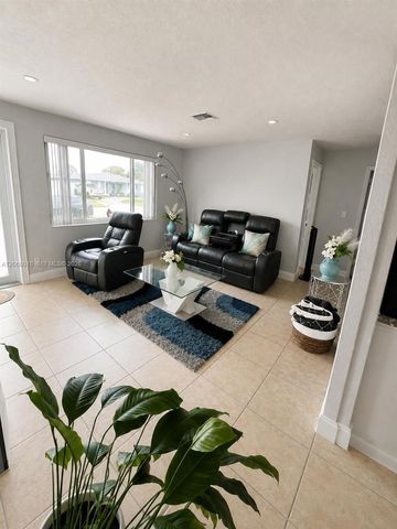 4910 SW 16th Street, Fort Lauderdale, FL 33317