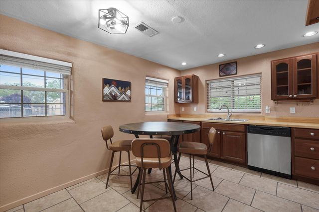 424 S Third Street, Belen, NM 87002