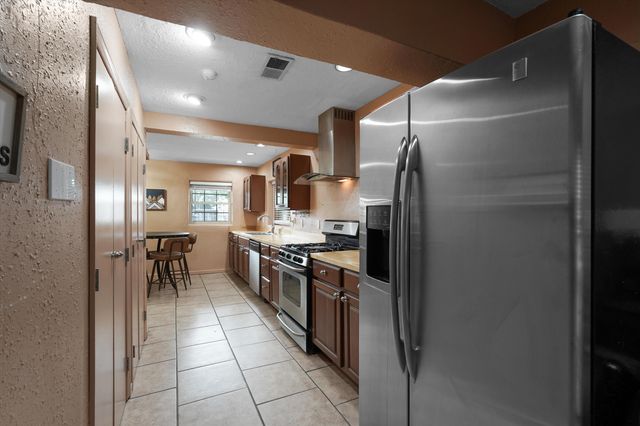 424 S Third Street, Belen, NM 87002